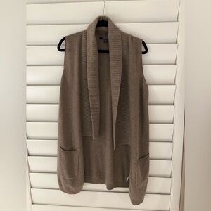 Cashmere Long vest taupe color from Saks Fifth Avenue size L
